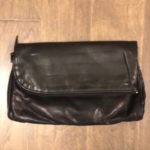 Vintage Laura Adams envelope clutch